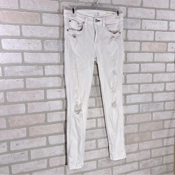 Rag & bone Zipper Capri Skinny Jeans in Bright White Shredded Size 26 - Picture 5 of 11